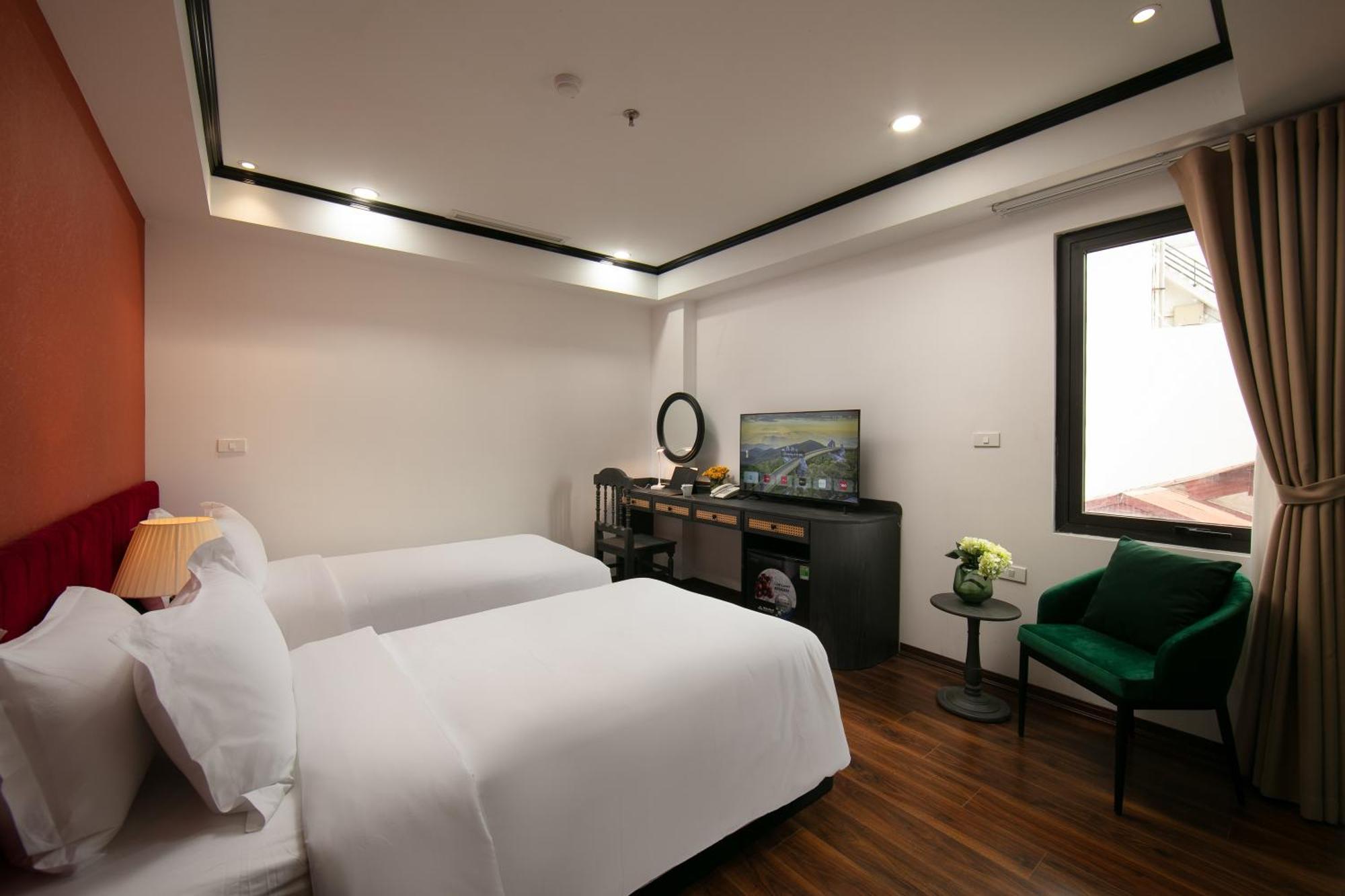 Hanoi Plaza Suite Hotel & Spa Exterior foto